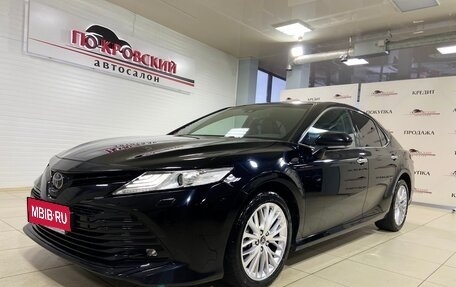 Toyota Camry, 2018 год, 3 193 000 рублей, 1 фотография