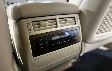 Toyota Land Cruiser 200, 2019 год, 7 700 000 рублей, 21 фотография