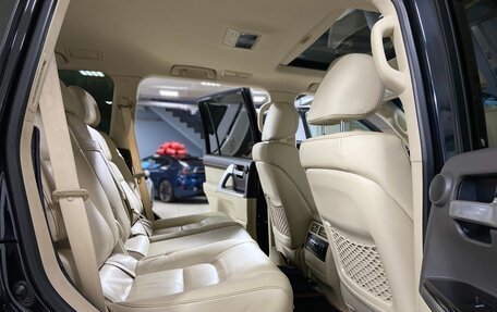 Toyota Land Cruiser 200, 2019 год, 7 700 000 рублей, 22 фотография