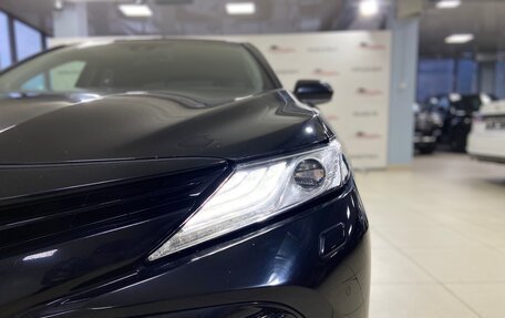 Toyota Camry, 2018 год, 3 193 000 рублей, 3 фотография