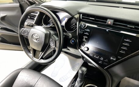 Toyota Camry, 2018 год, 3 193 000 рублей, 25 фотография