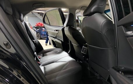 Toyota Camry, 2018 год, 3 193 000 рублей, 19 фотография