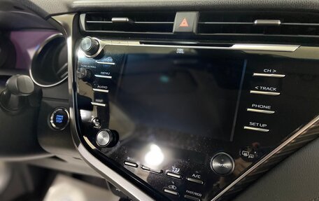 Toyota Camry, 2018 год, 3 193 000 рублей, 24 фотография