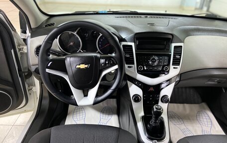 Chevrolet Cruze II, 2012 год, 599 000 рублей, 20 фотография