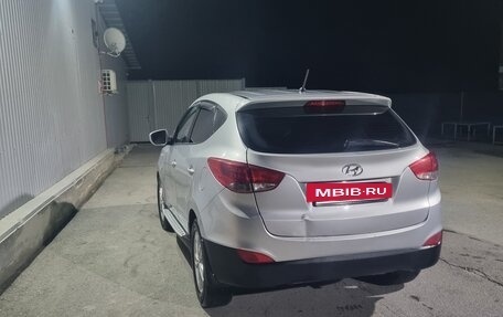 Hyundai ix35 I рестайлинг, 2011 год, 1 299 999 рублей, 2 фотография