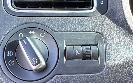 Volkswagen Polo VI (EU Market), 2011 год, 750 000 рублей, 17 фотография
