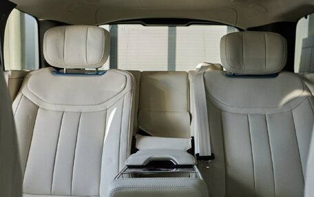 Land Rover Range Rover IV рестайлинг, 2025 год, 24 600 000 рублей, 16 фотография