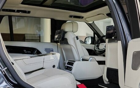Land Rover Range Rover IV рестайлинг, 2025 год, 24 600 000 рублей, 13 фотография