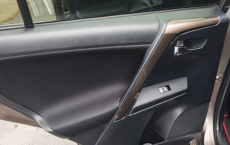 Toyota RAV4, 2015 год, 2 130 000 рублей, 22 фотография