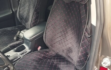 Toyota RAV4, 2015 год, 2 130 000 рублей, 12 фотография