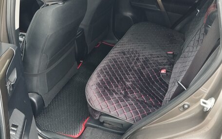 Toyota RAV4, 2015 год, 2 130 000 рублей, 24 фотография