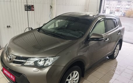 Toyota RAV4, 2015 год, 2 130 000 рублей, 28 фотография