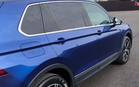 Volkswagen Tiguan II, 2018 год, 3 500 000 рублей, 2 фотография