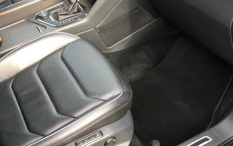 Volkswagen Tiguan II, 2018 год, 3 500 000 рублей, 15 фотография