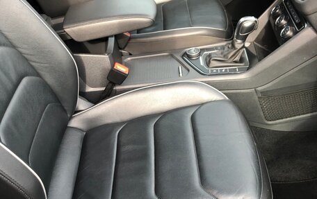 Volkswagen Tiguan II, 2018 год, 3 500 000 рублей, 17 фотография
