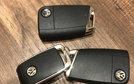 Volkswagen Tiguan II, 2018 год, 3 500 000 рублей, 28 фотография
