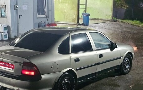 Opel Vectra B рестайлинг, 1997 год, 80 000 рублей, 6 фотография
