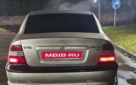 Opel Vectra B рестайлинг, 1997 год, 80 000 рублей, 5 фотография