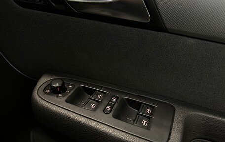 Volkswagen Sharan II, 2013 год, 1 445 000 рублей, 22 фотография