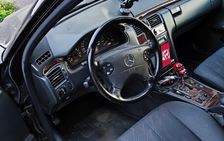 Mercedes-Benz E-Класс, 2001 год, 470 000 рублей, 3 фотография