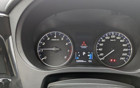 Mitsubishi Outlander III рестайлинг 3, 2021 год, 2 500 000 рублей, 22 фотография