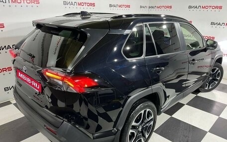 Toyota RAV4, 2019 год, 2 879 000 рублей, 2 фотография