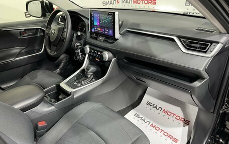 Toyota RAV4, 2019 год, 2 879 000 рублей, 13 фотография