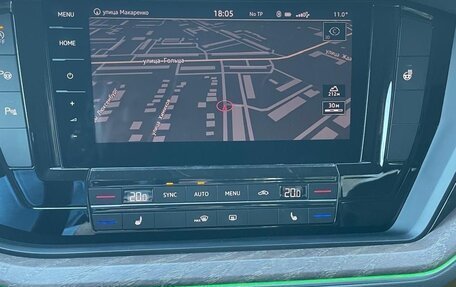 Volkswagen Touareg III, 2019 год, 4 200 000 рублей, 18 фотография