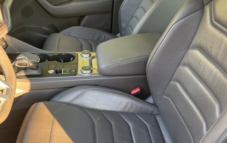 Volkswagen Touareg III, 2019 год, 4 200 000 рублей, 16 фотография