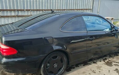 Mercedes-Benz CLK-Класс, 2001 год, 550 000 рублей, 4 фотография