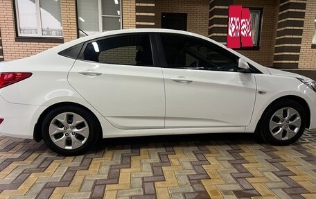 Hyundai Solaris II рестайлинг, 2015 год, 870 000 рублей, 9 фотография