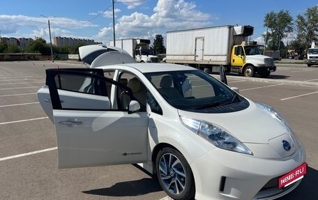 Nissan Leaf I, 2014 год, 830 000 рублей, 6 фотография