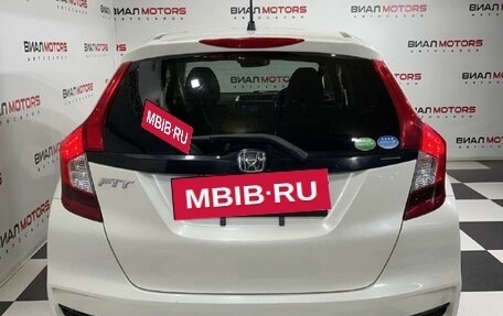 Honda Fit III, 2018 год, 1 220 000 рублей, 5 фотография