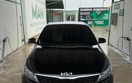 KIA Rio IV, 2022 год, 1 597 000 рублей, 3 фотография