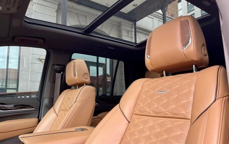 Cadillac Escalade V, 2021 год, 11 000 000 рублей, 2 фотография
