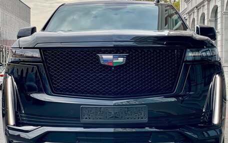 Cadillac Escalade V, 2021 год, 11 000 000 рублей, 25 фотография