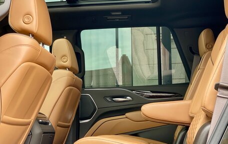 Cadillac Escalade V, 2021 год, 11 000 000 рублей, 20 фотография