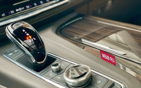 Cadillac Escalade V, 2021 год, 11 000 000 рублей, 16 фотография
