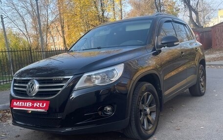 Volkswagen Tiguan I, 2011 год, 950 000 рублей, 2 фотография