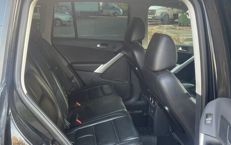 Volkswagen Tiguan I, 2011 год, 950 000 рублей, 18 фотография