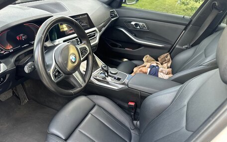 BMW 3 серия, 2019 год, 3 150 000 рублей, 15 фотография