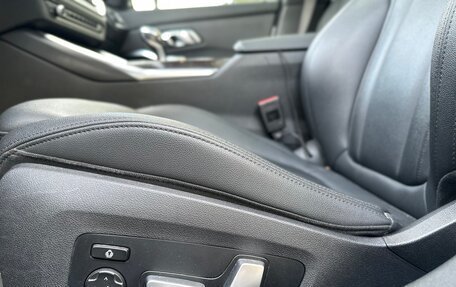 BMW 3 серия, 2019 год, 3 150 000 рублей, 17 фотография