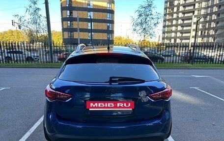 Infiniti QX70, 2016 год, 2 450 000 рублей, 5 фотография