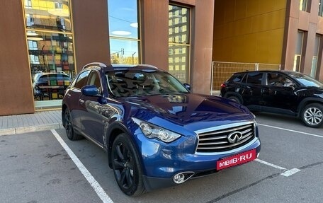 Infiniti QX70, 2016 год, 2 450 000 рублей, 8 фотография