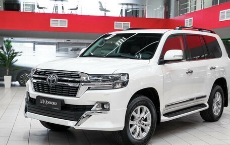 Toyota Land Cruiser 200, 2016 год, 4 699 000 рублей, 5 фотография