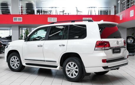 Toyota Land Cruiser 200, 2016 год, 4 699 000 рублей, 4 фотография