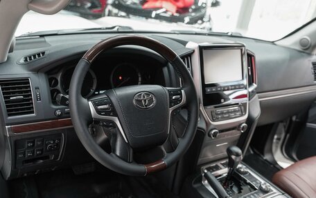 Toyota Land Cruiser 200, 2016 год, 4 699 000 рублей, 11 фотография