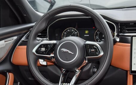 Jaguar XF II, 2024 год, 5 270 000 рублей, 12 фотография