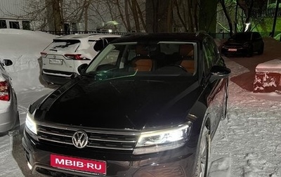 Volkswagen Tiguan II, 2018 год, 3 400 000 рублей, 1 фотография
