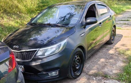 KIA Rio III рестайлинг, 2017 год, 530 000 рублей, 3 фотография